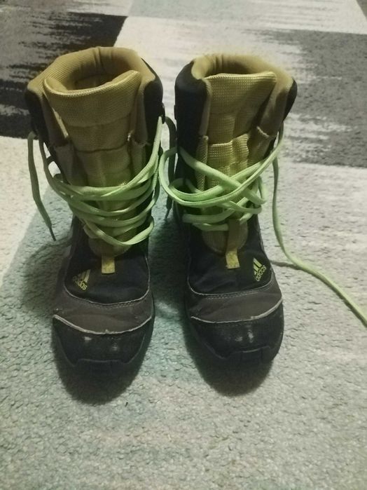 Ghete adidas baietei.nr 34