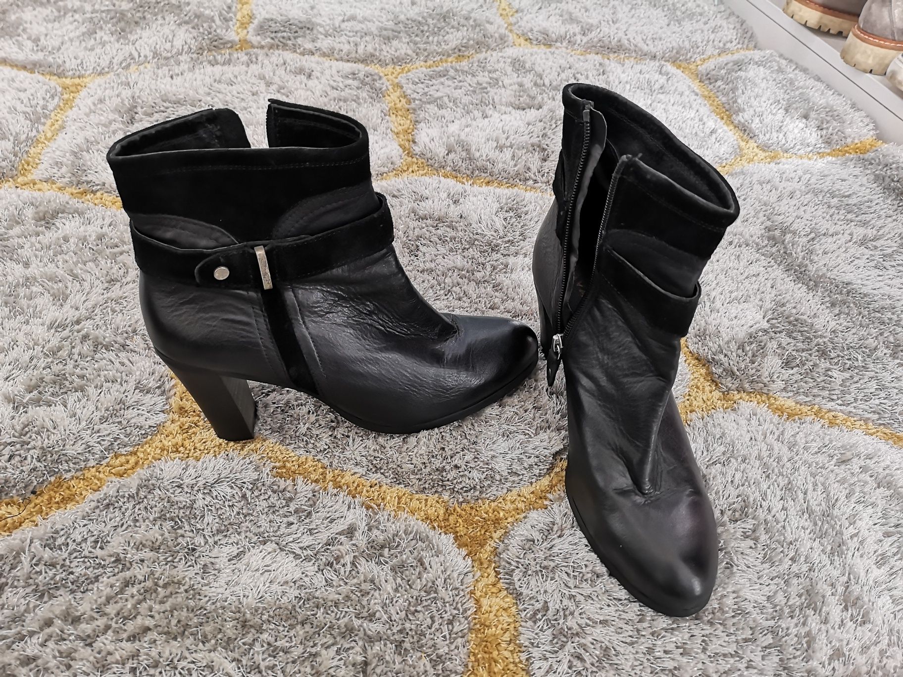 Botine piele negre