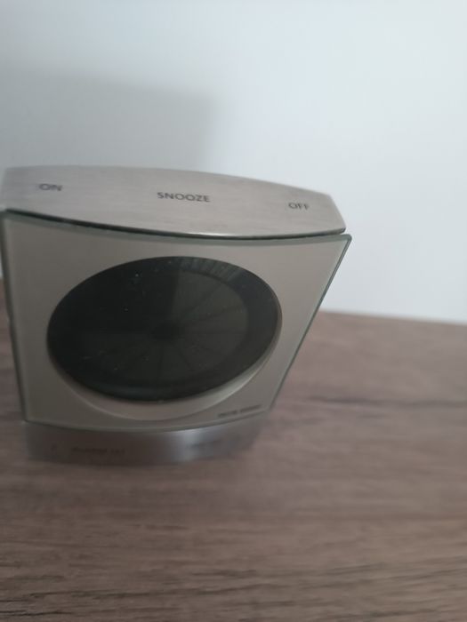 Ceas de masa Bang& Olufsen by Jacob Janson