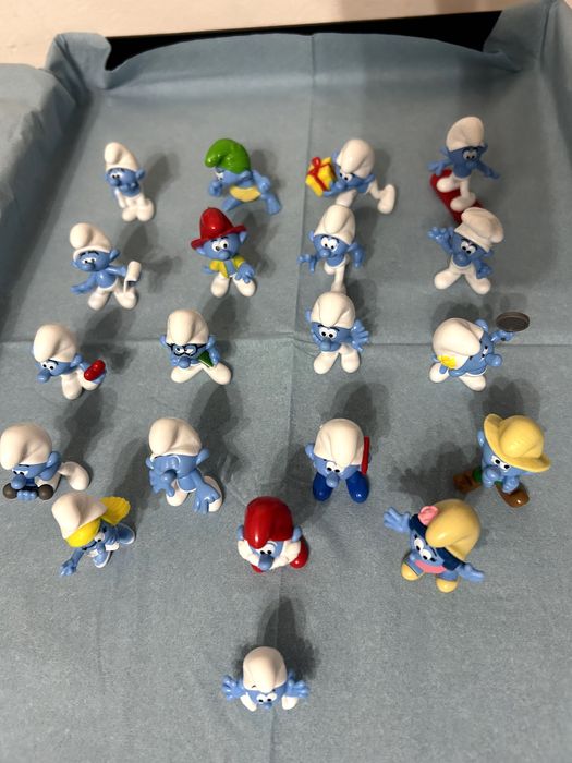 Vând ștrumfi-colecție completă 20 Ștrumfi originali Kaufland