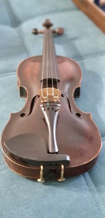 Vioara veche de vanzare