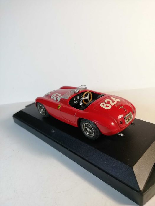 Machete 1 43 ferrari