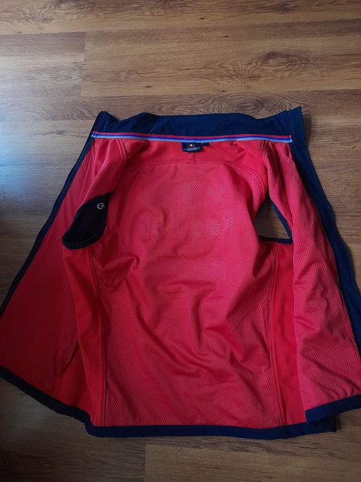 Red Bull Racing Formula мъжки елек L размер.