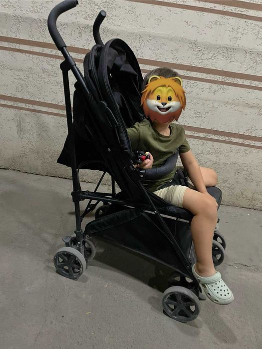 Детская коляска.