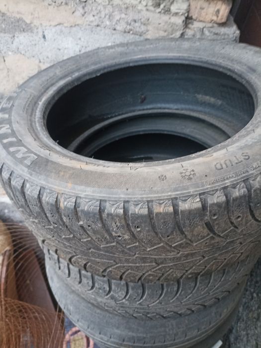 Продам 2зимних балона