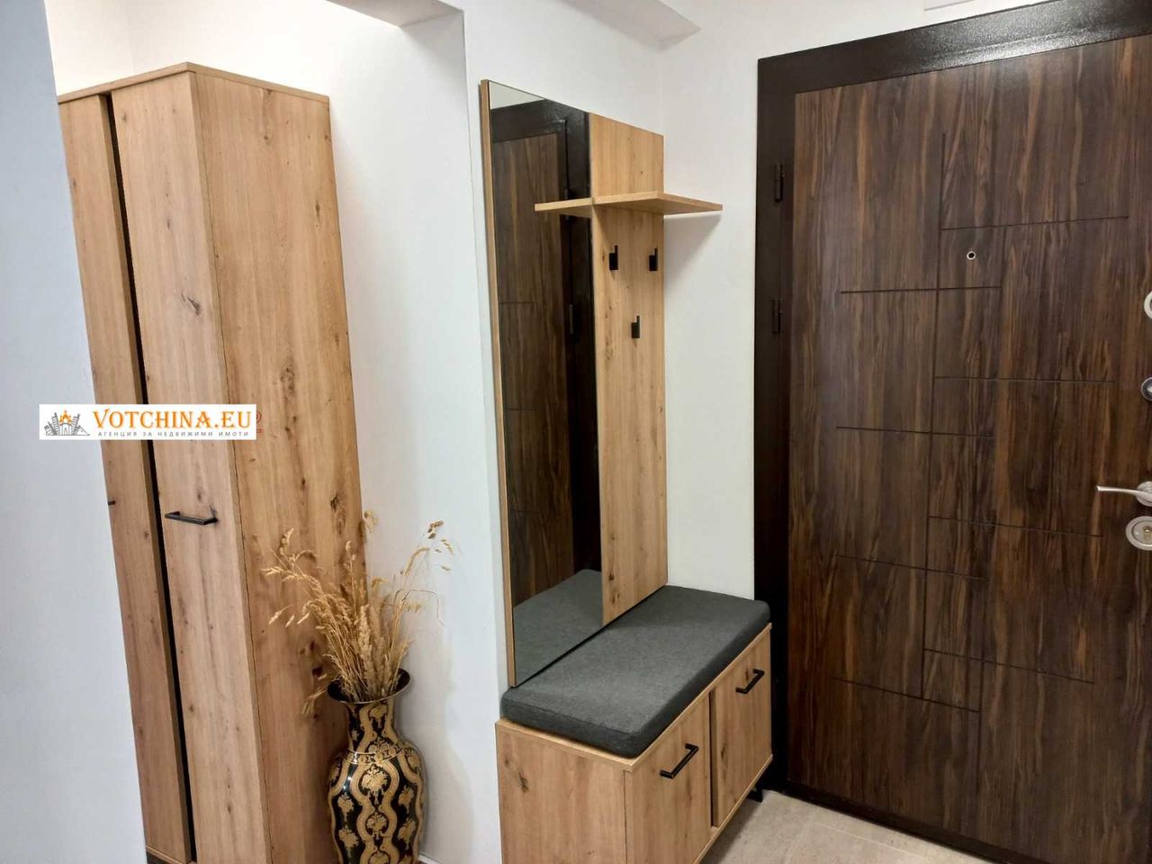 Продава се Тристаен апартамент в Варна, Лятно кино Тракия - 110 кв.м за 2510 €/кв.м - Снимка #5