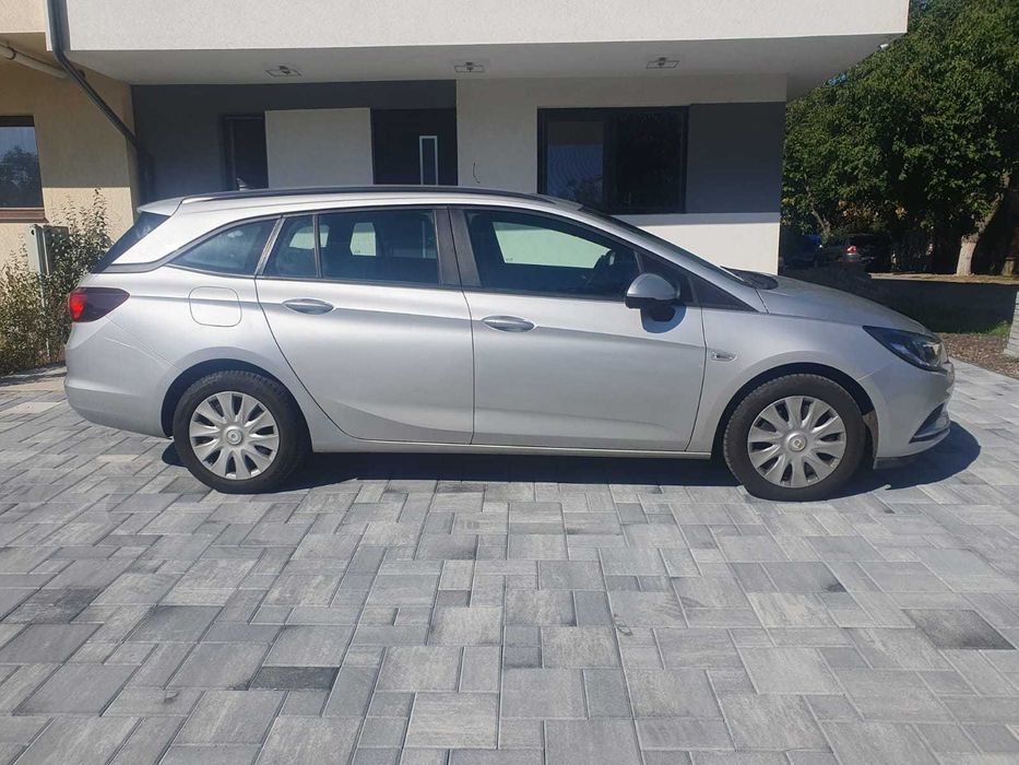 Vand Opel Astra, 2019, automata, 1 Proprietar, intretinere cu evidenta