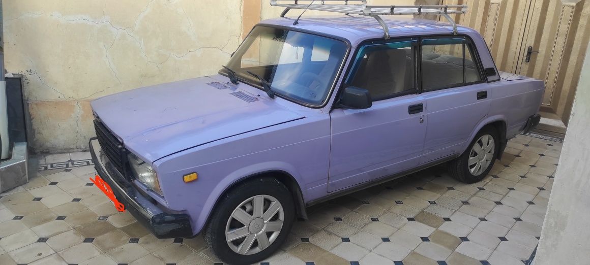 Автомобиль ВАЗ 2105