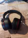 Безжични уайърлес блутут слушалки Сони-Модел- MDR-XB950BT