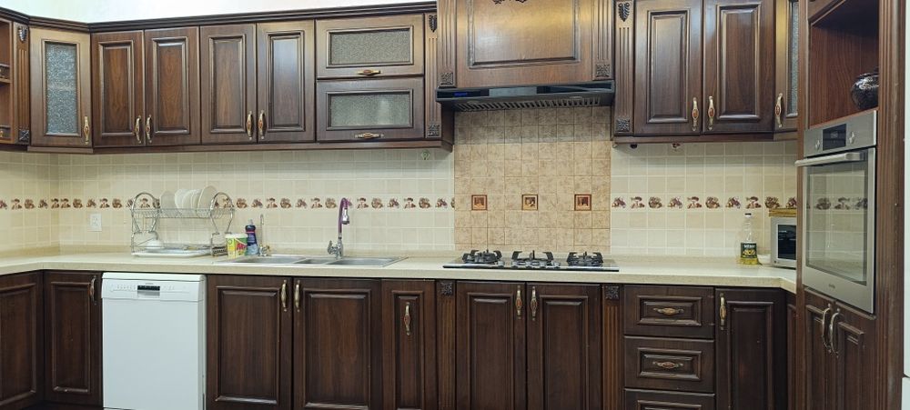 Uchastka sotiladi oxunboboevda SROCHNA!!!