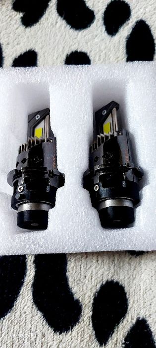 Лед крушки D 2 S