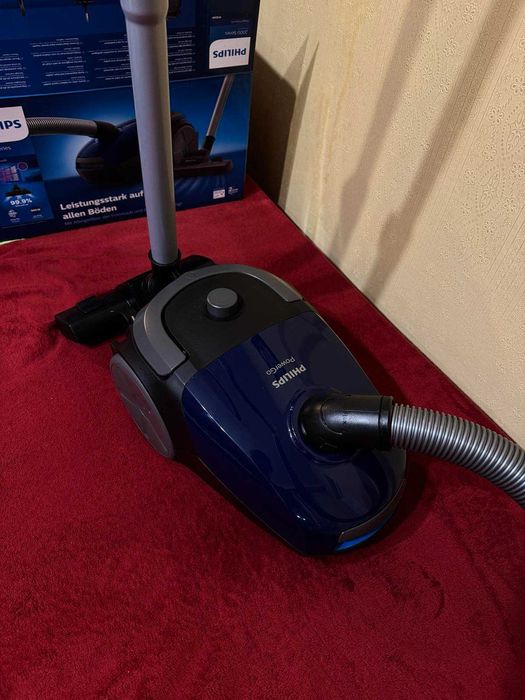 Прахосмукачка Philips 2000 series fc8240