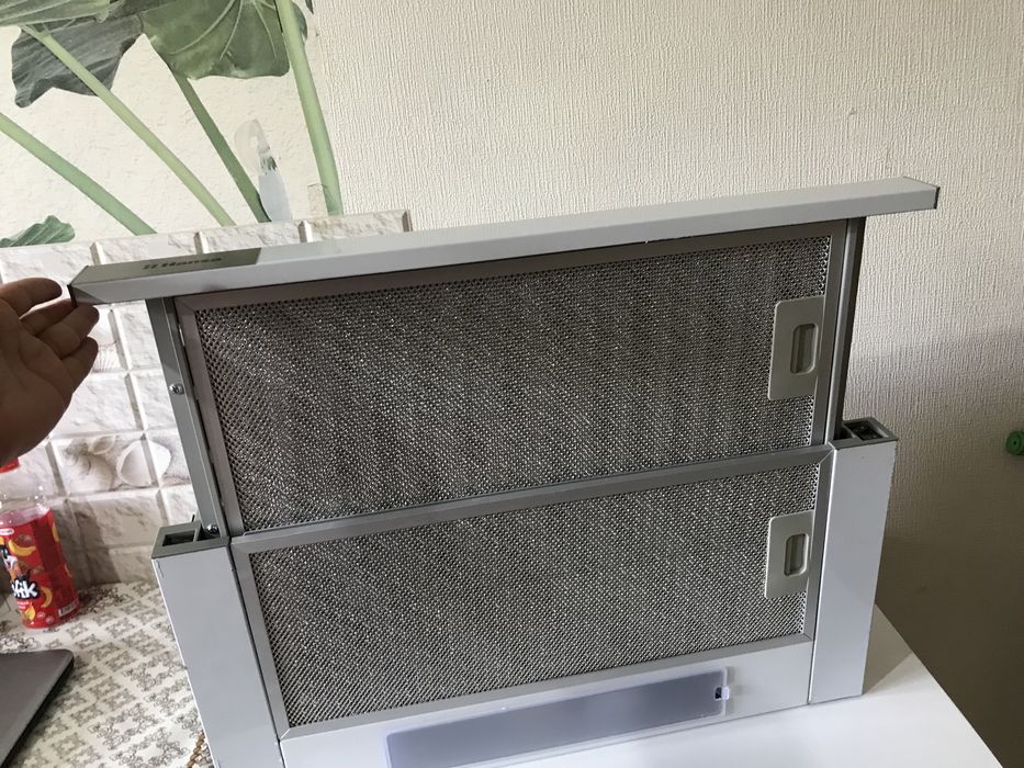 Кухонная вытяжка