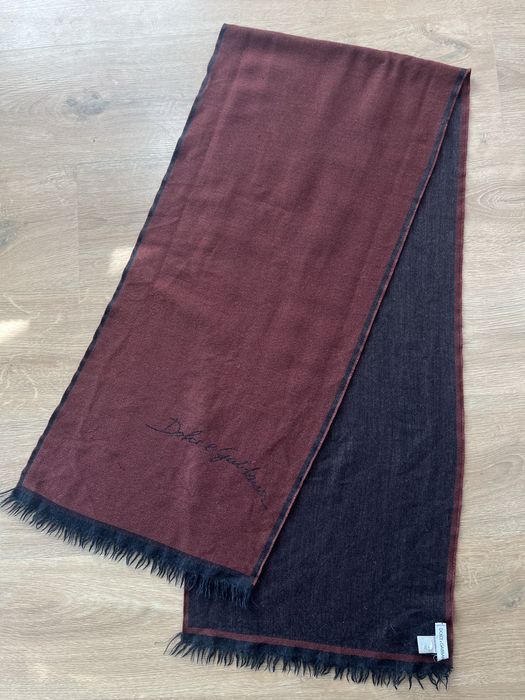 Dolce&Gabbana оригинслен вълнен шал