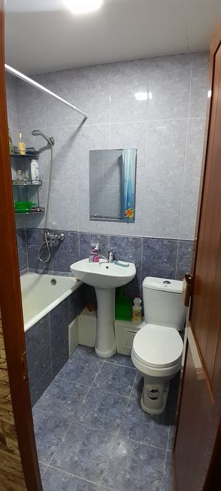 Квартира сотилади