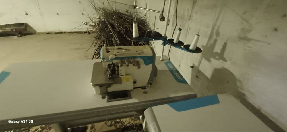 Тикув мошиналар сотилади