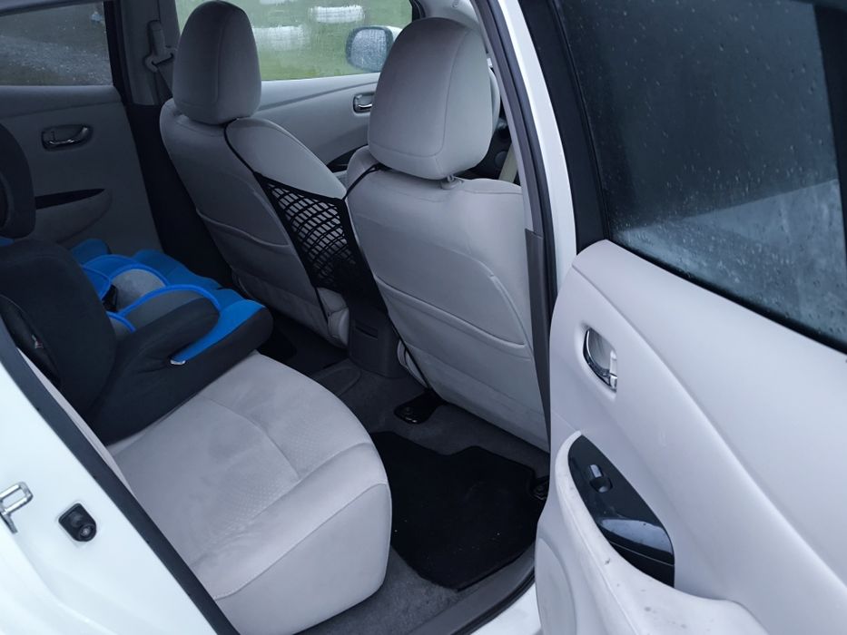 Nissan Leaf mașina anului 2011