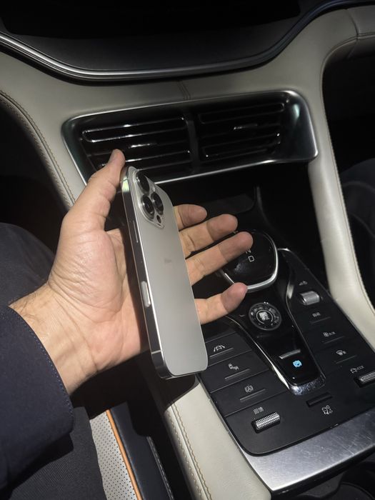 iPhone 16 pro 128 gb