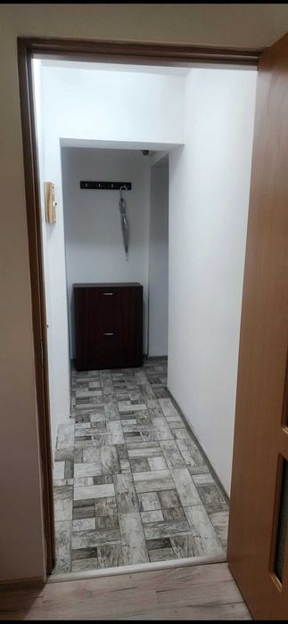 Proprietar, Tomis nord, vând apt 2 camere, mobilat, ac, izolat!
