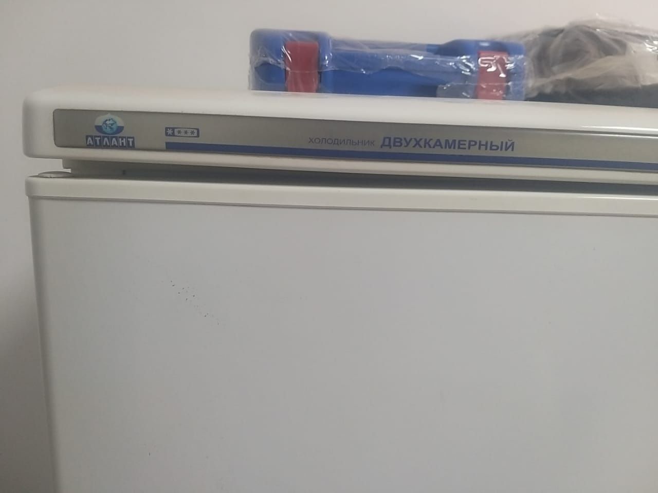 Продам холодильник