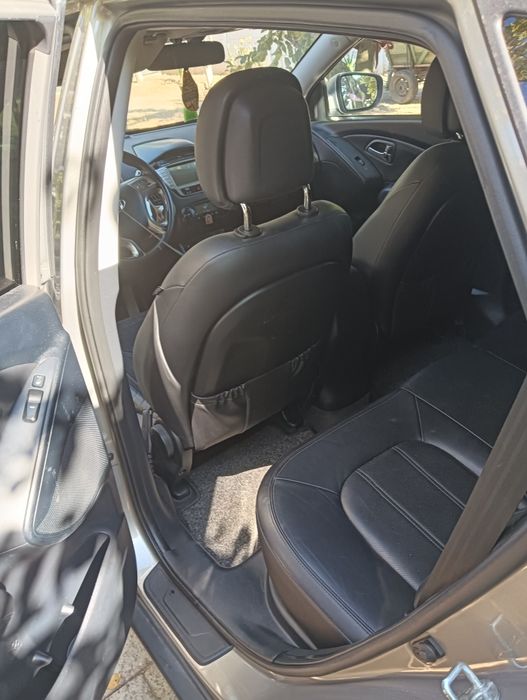SUV Hyundai i35 full