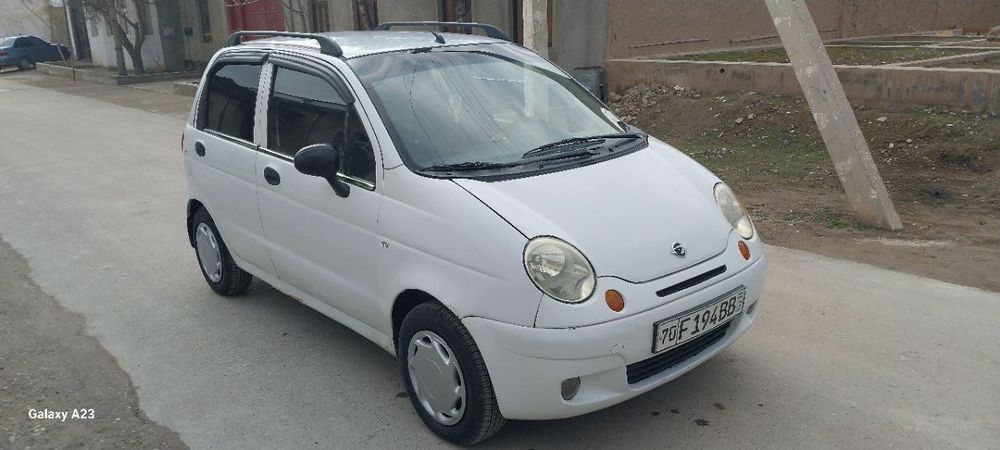Matiz oq rangi 2004yili holati ideal 270000 yurgan