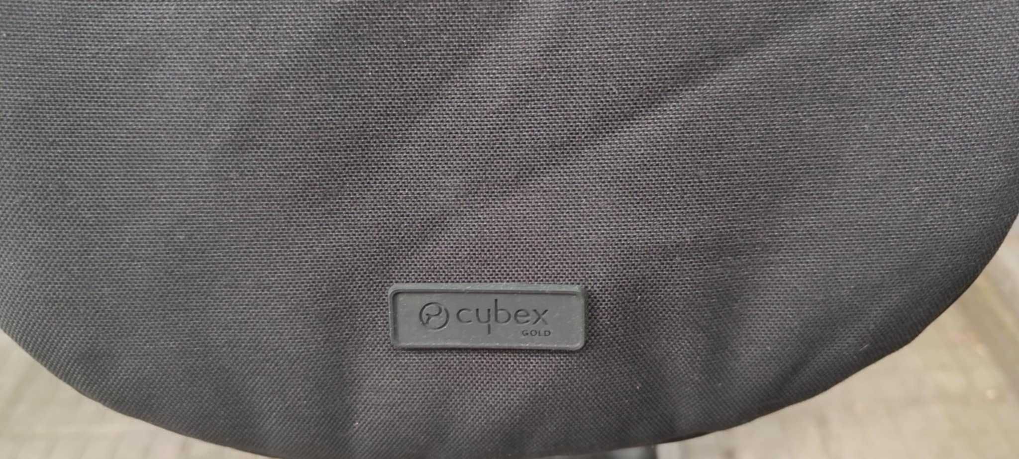 Бебешка количка Cybex Melio Carbon Magic Black и зимен чувал Cybex