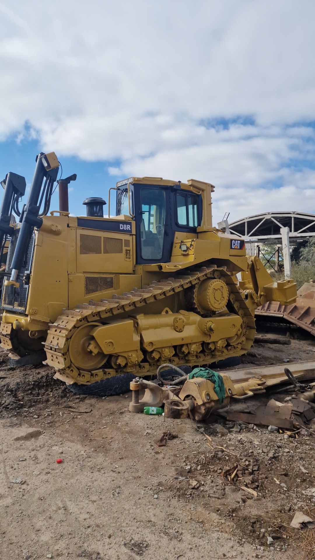 Caterpillar CAT D8R , D10R