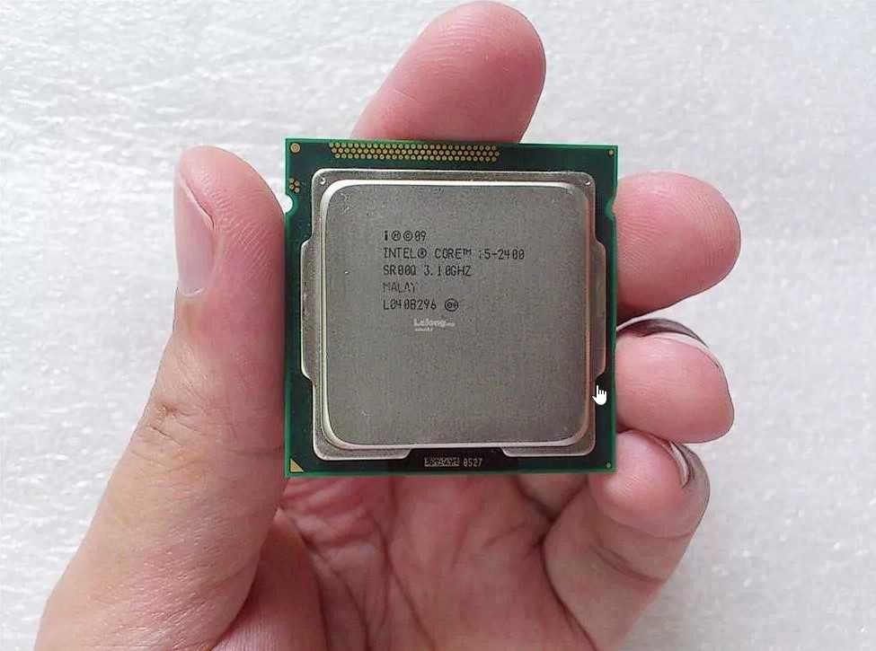 Процессор Core i5 2300  Малайзия + Core i5 2400  ГГЦ Малайзия