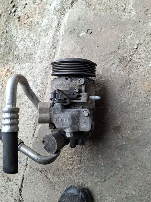 Компресор климатик VW AUDI SEAT SKODA 6Q0 820 808G