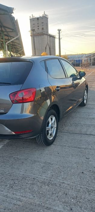 Seat ibiza 1200cm 90cp