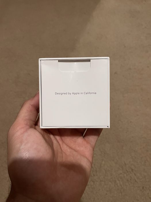 AirPods 4 ANC *noi nesigilate*