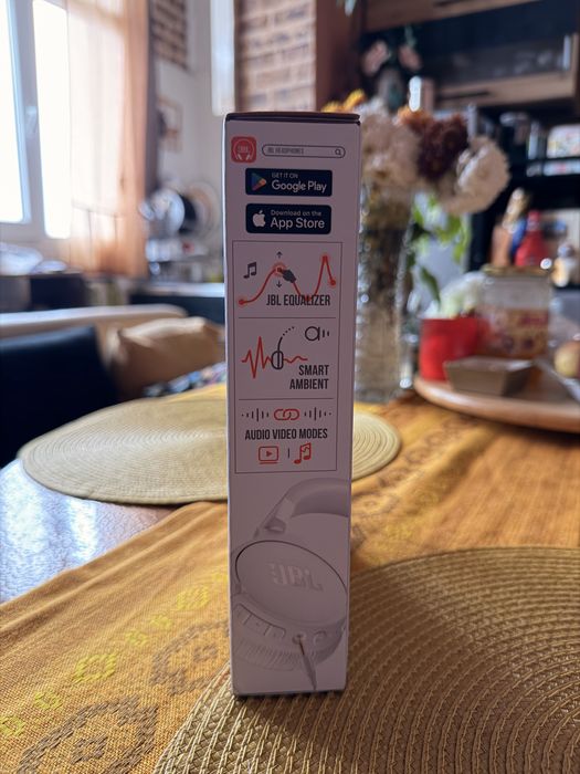 JBL Tune 670NC ANC Шумоизолиращи