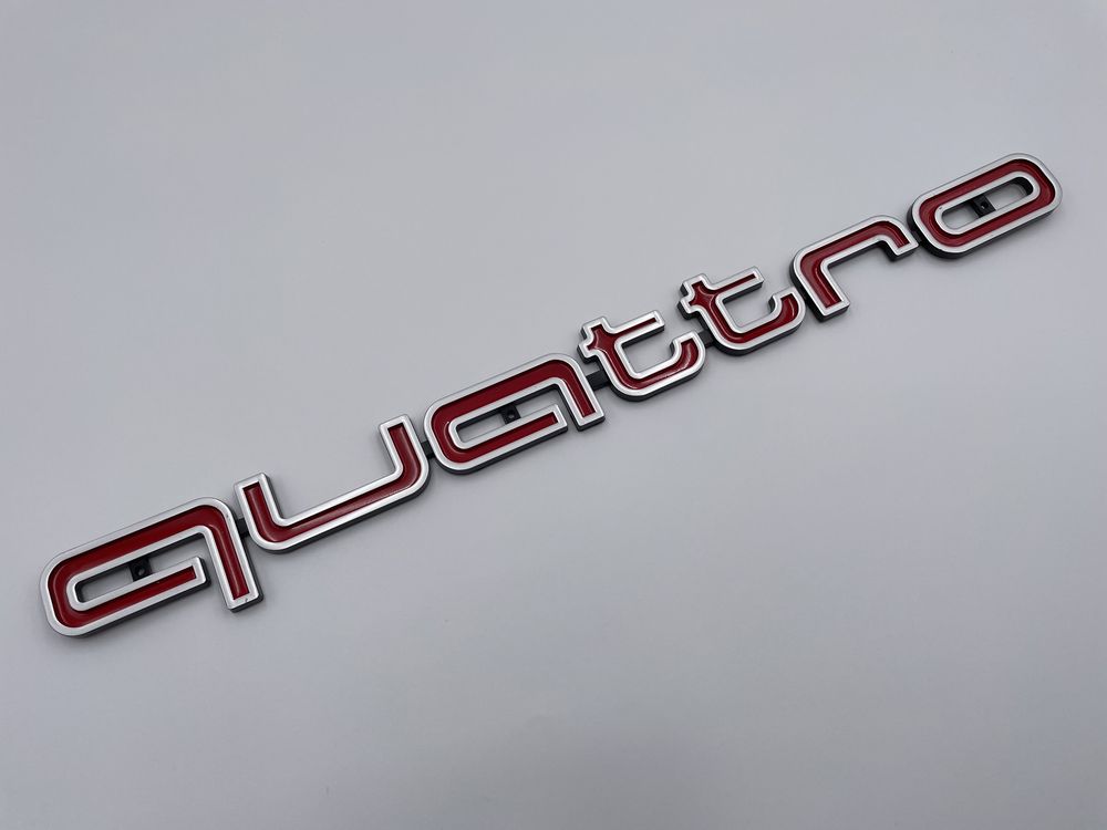 Emblema Audi Quattro Grila