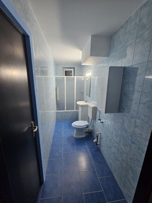 Vand apartament in centrul orasului Onesti etaj intermediar