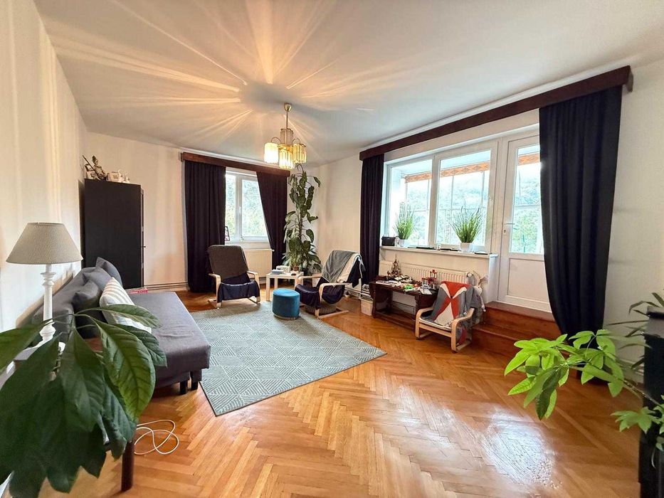 Apartament de închiriat în Brașov