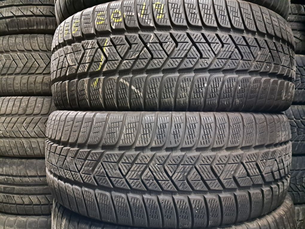 Anvelope second  iarna 235 55 R19 Pirelli
