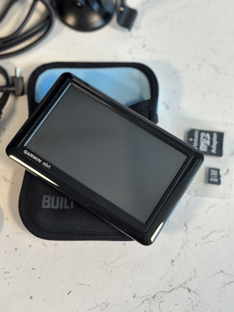 Продавам навигация - Garmin