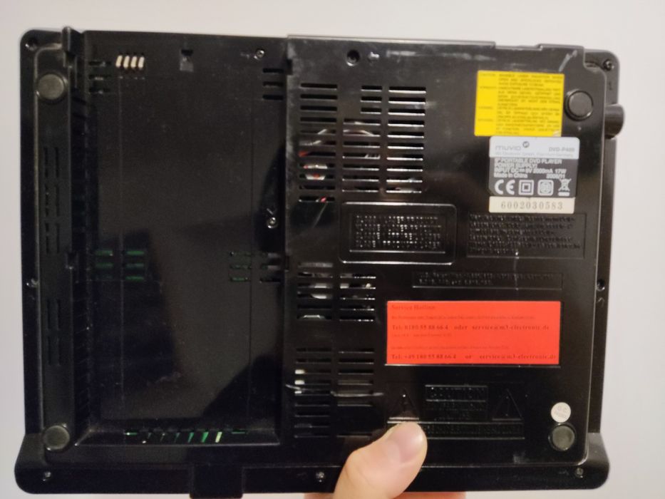 DvD player portabil pentru mașina (atenție la desriere)