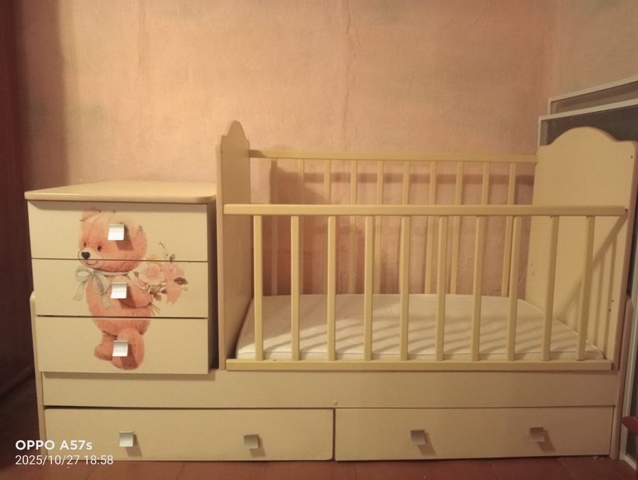 Продам кроватку.