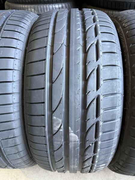 235/40/19 Bridgestone 4piese