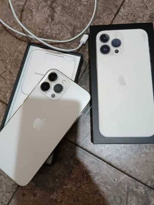 Продам айфон 13 про мах