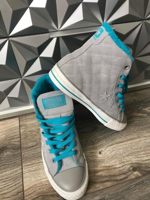 НОВИ Converse 35,36 естествен велур