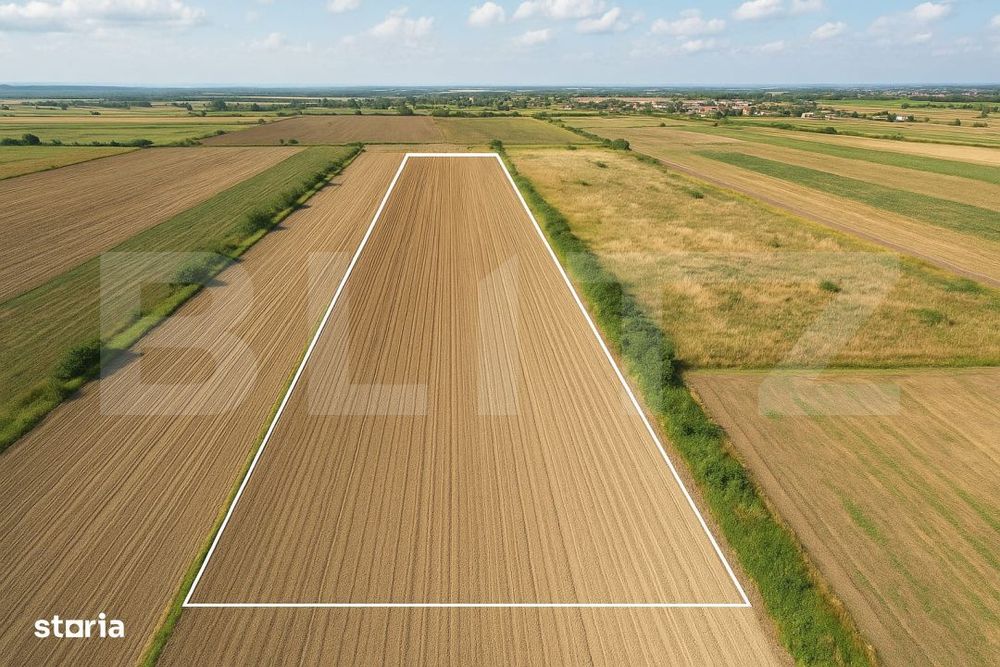 Teren de vanzare – 11.600 mp –  Stupini