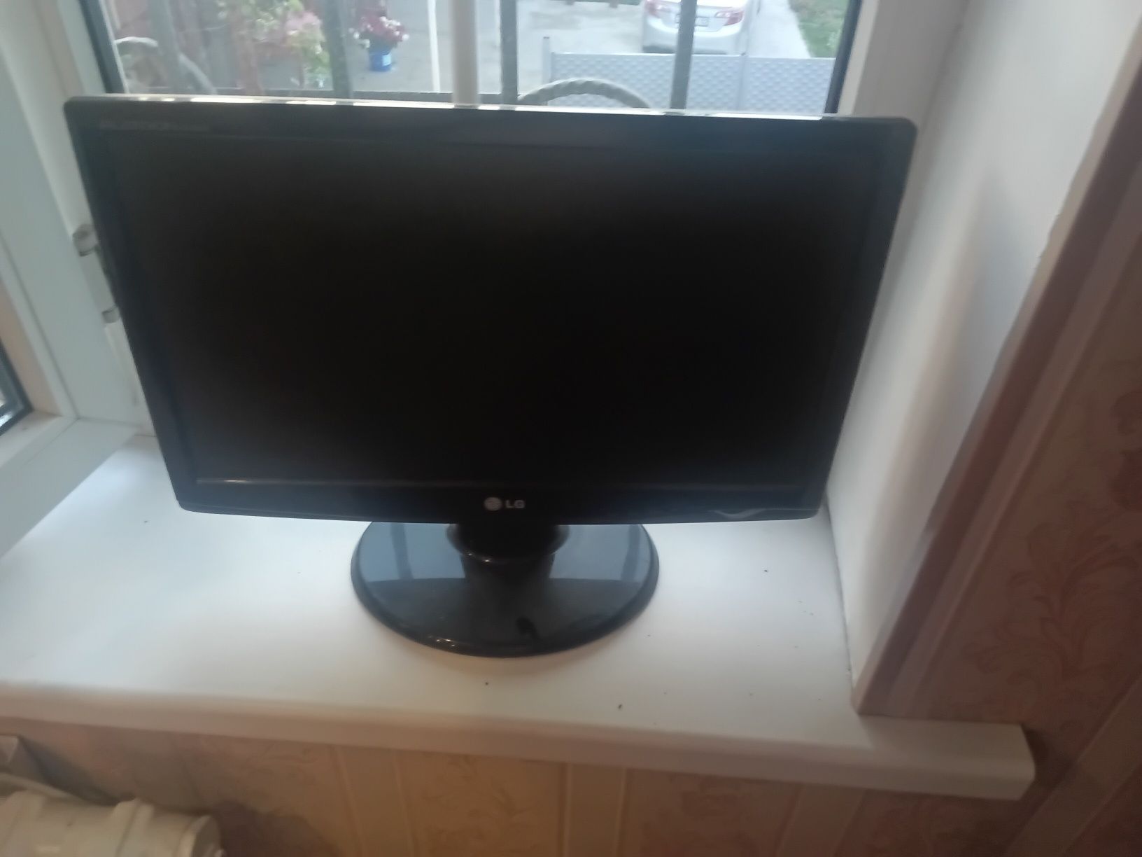Продам монитор LG