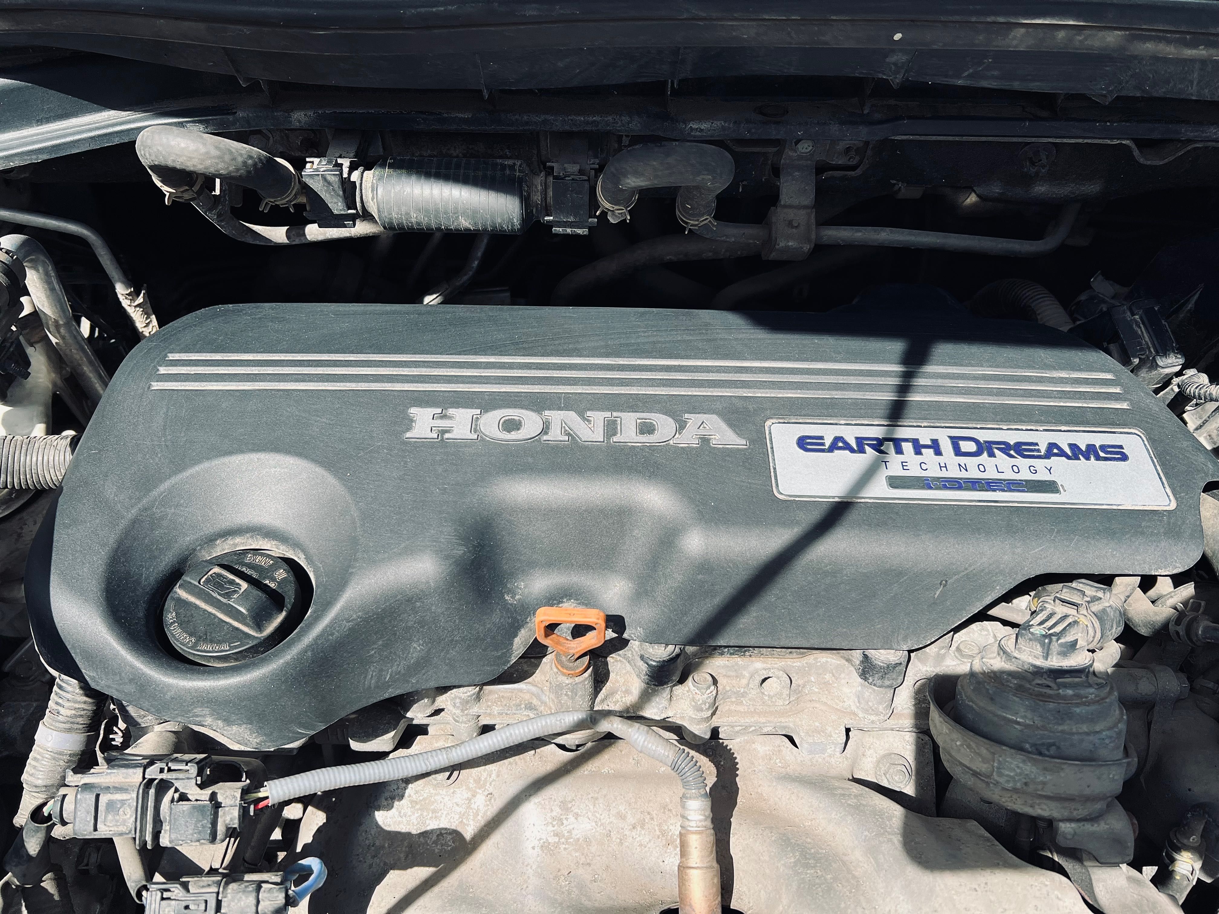 Продавам Honda Cr-v