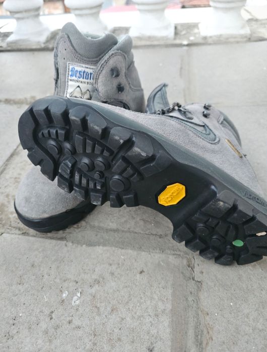 чисто нови туризъм работни 38/44.  от Германия