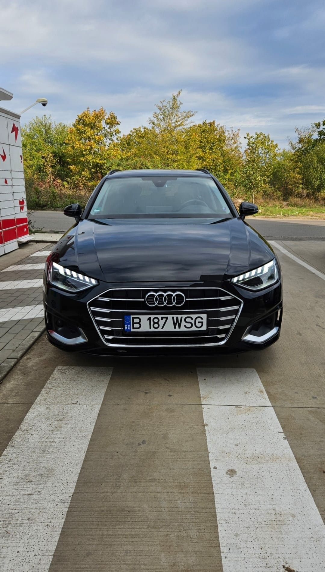 Audi A4 , mild-hibrid.