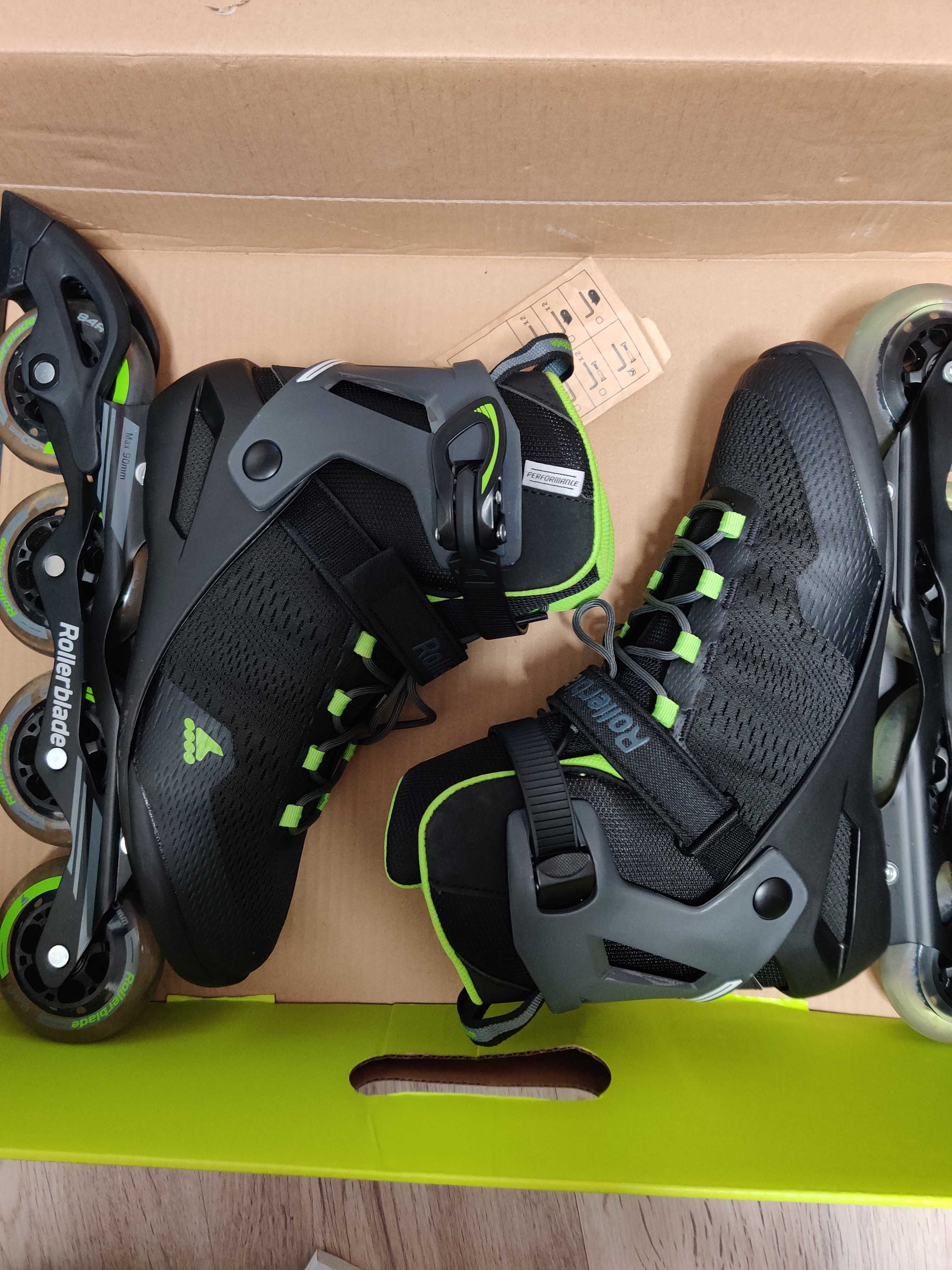 Role Rollerblade SPARK 90