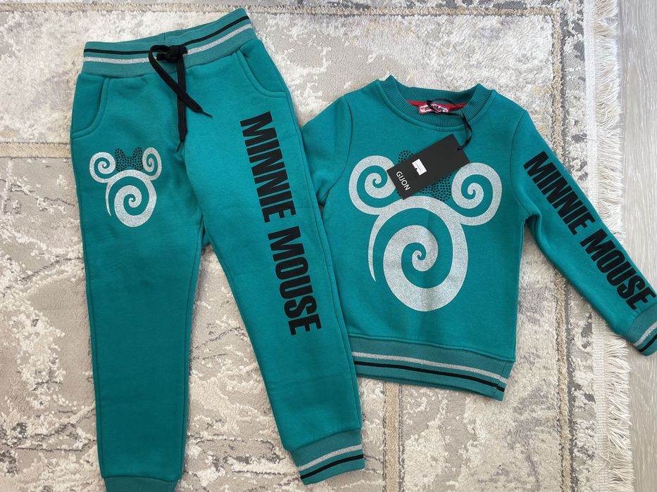 Костюм детский новый Турция